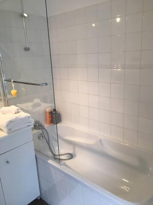 Bel Appartement Climatise Plein Centre Ville Poitiers Buitenkant foto